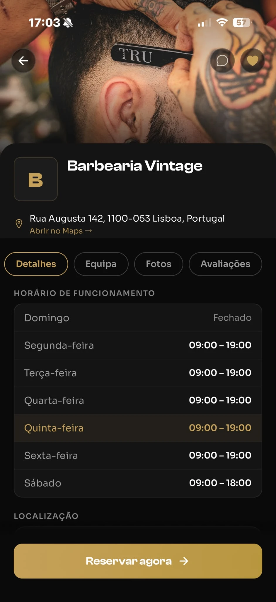 Página de uma barbearia na app Fadegram, com horários e serviços